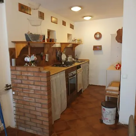 Patak Apartament Tahitófalu