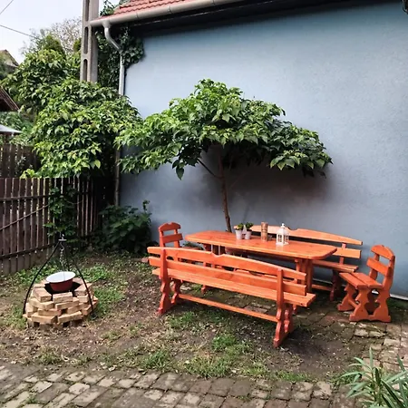 Patak * Tahitófalu